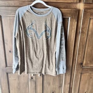 REALTREE-Mens Brown Camo T-Shirt‎ with Antler Decal on Front Size 2XL